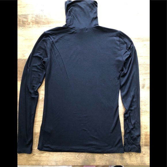 Saks Fifth Avenue black turtleneck xs - Picture 2 of 2